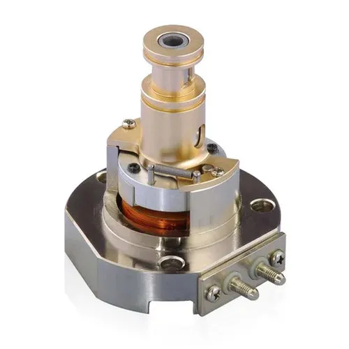 Cummins Engine with a PT Pump Actuator